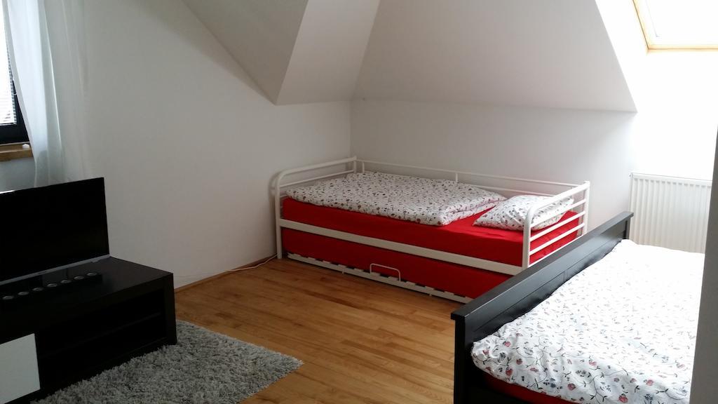 Penzion - Rybolov Pro Deti A Dospele Lazne Bohdanec Room photo