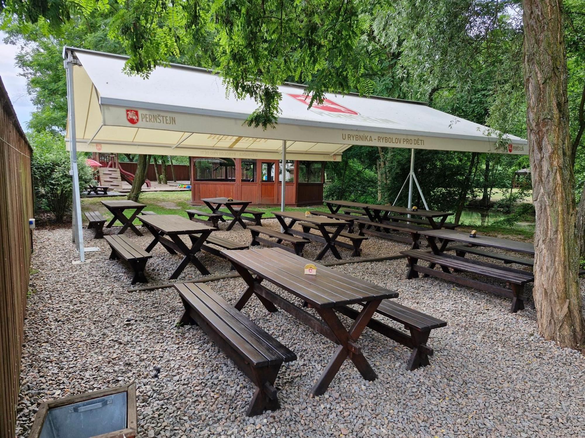Penzion - Rybolov Pro Deti A Dospele Lazne Bohdanec Exterior photo